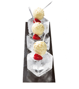 recette Ponthier Iced lychee lollipops with Willamette raspberry Lychee Coconut Raspberry